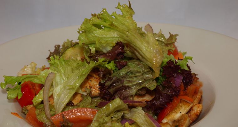 salat kuracie kusky